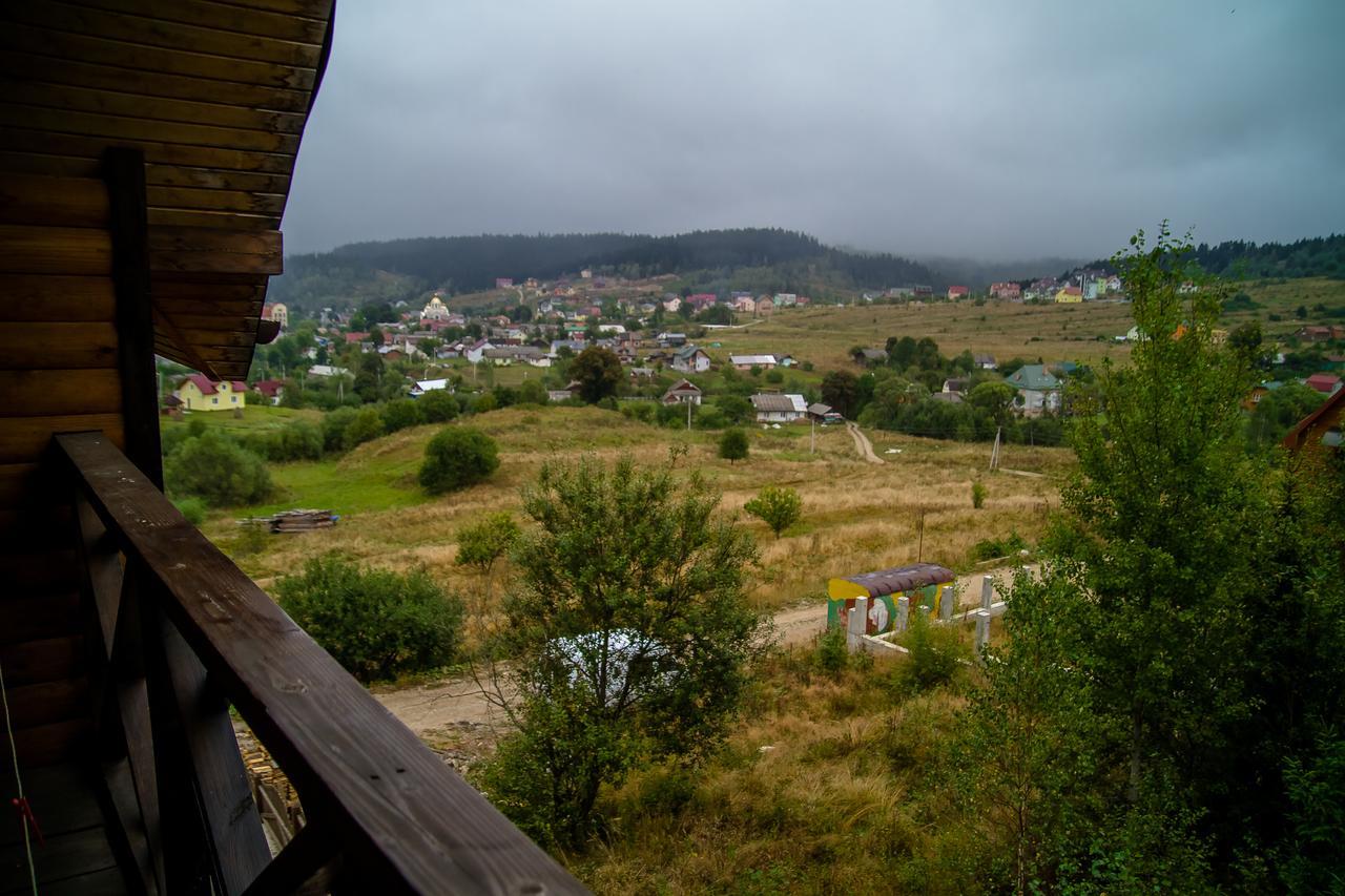 Pid Lisom Hotell Skhidnytsia Exteriör bild
